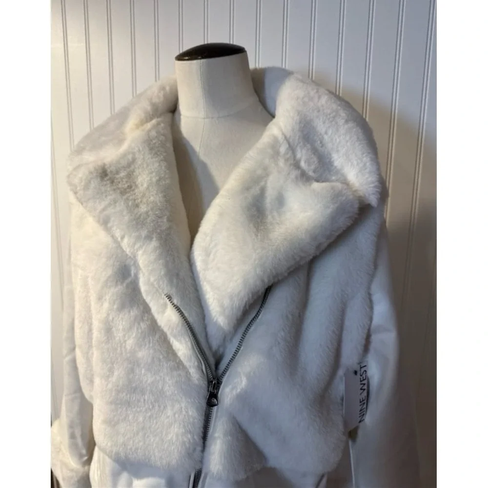NINE WEST White Faux-Fur Faux Leather Moto Jacket‎